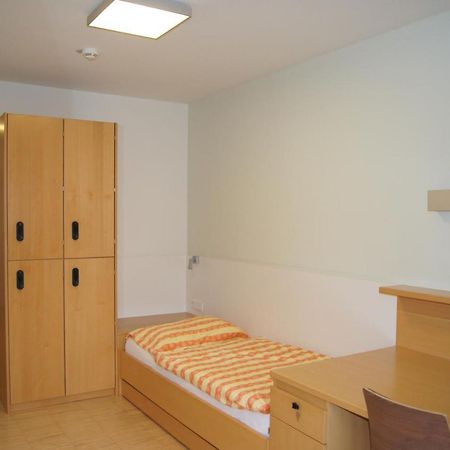 Hostel-Jugendherberge St. Johann Im Pongau Екстер'єр фото