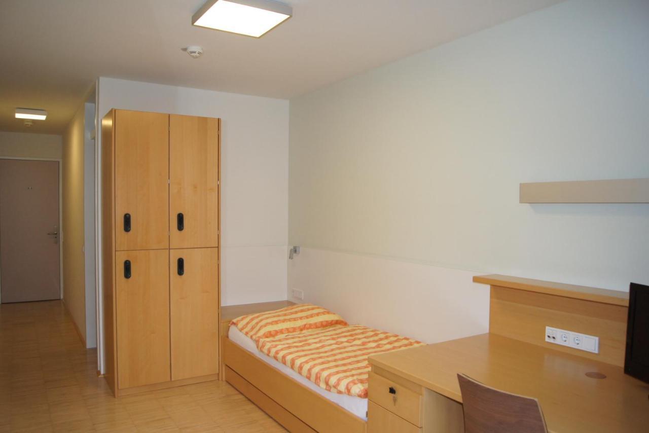 Hostel-Jugendherberge St. Johann Im Pongau Екстер'єр фото